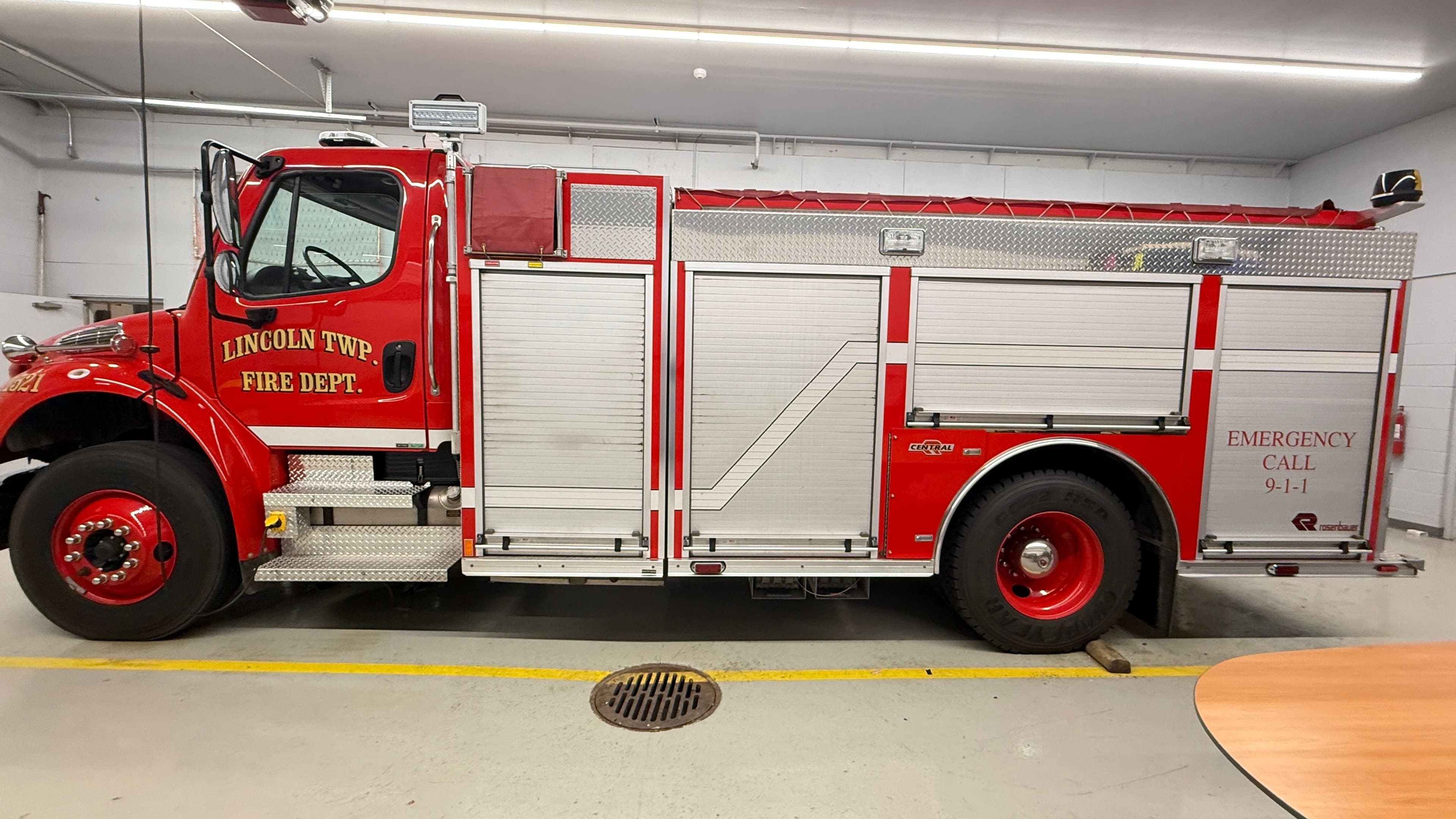 Engine 1521 Side Profile